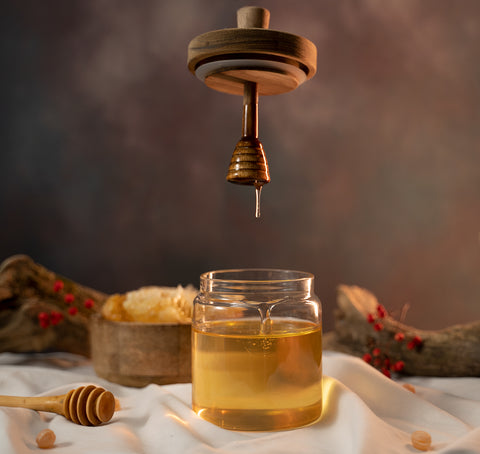 Tiszta, nyers, eredeti méz